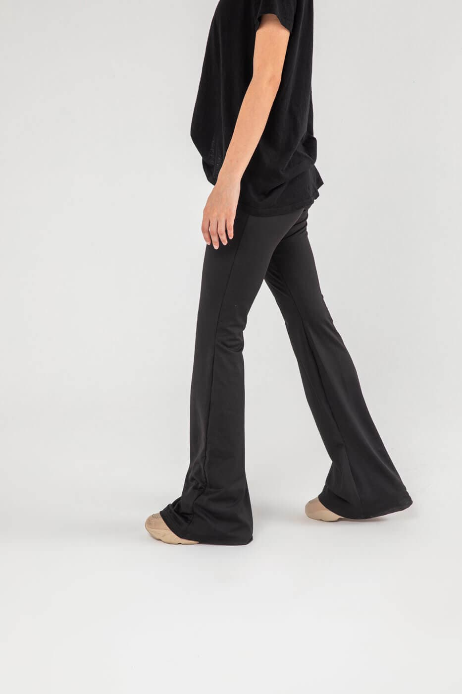 The Yoga Pants B gall