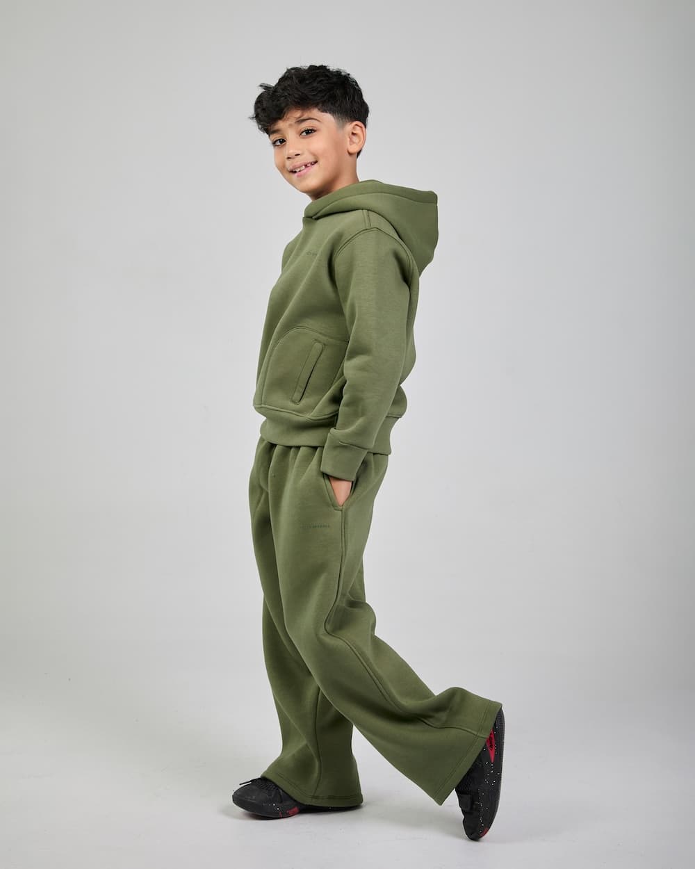 olive pants boys