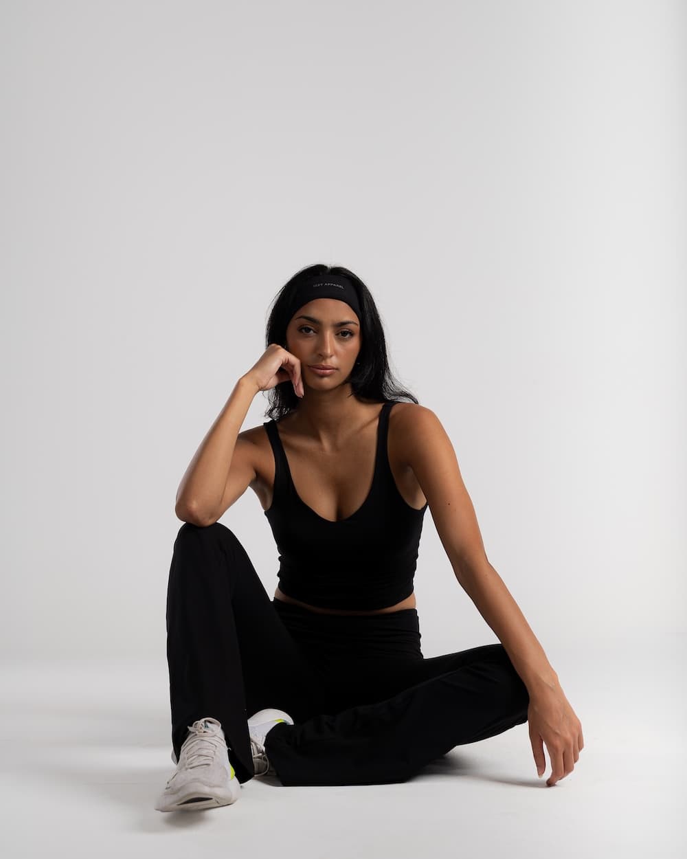 S L