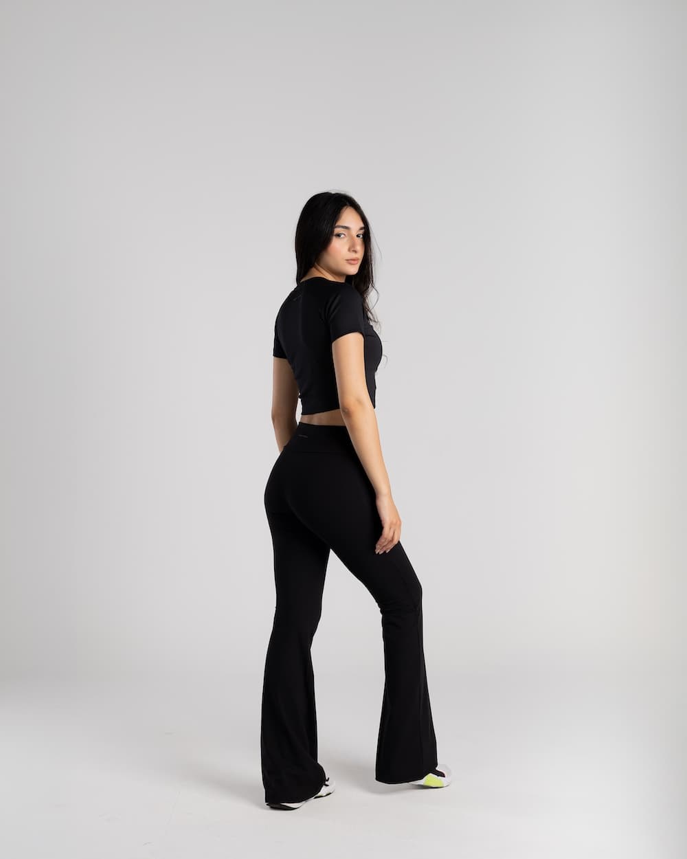 S L